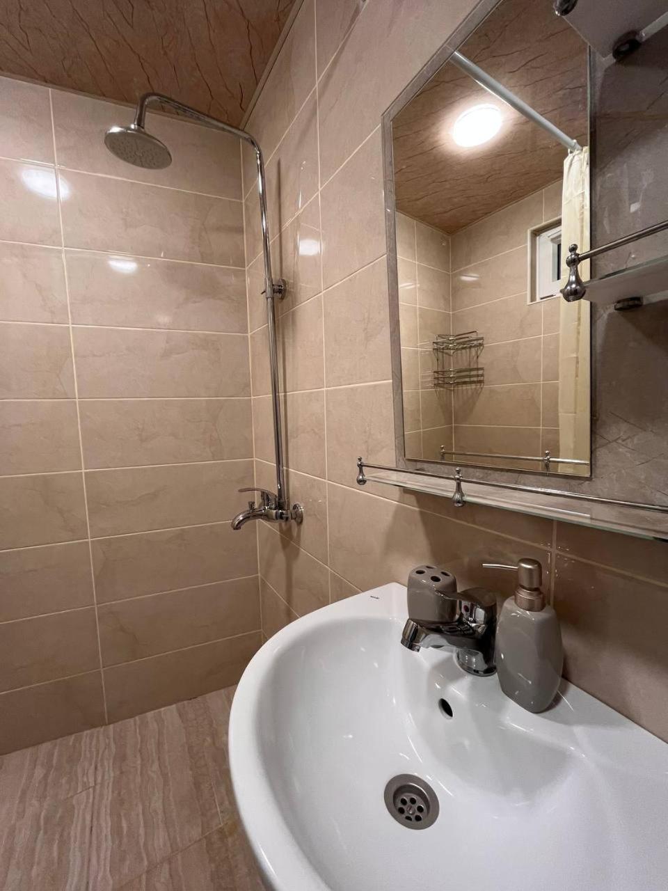 Nuray'S House Hotel Şǝki Екстериор снимка