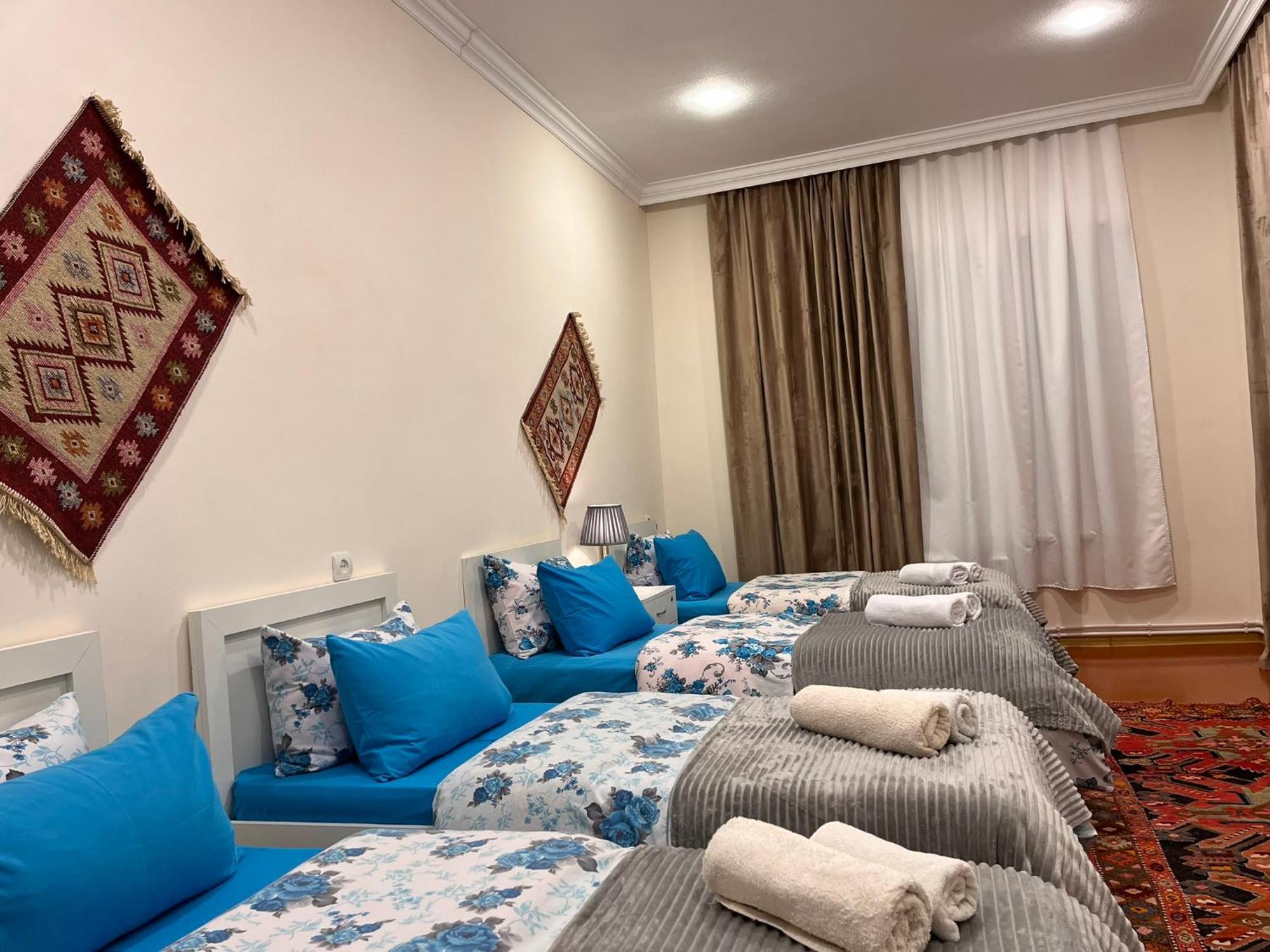 Nuray'S House Hotel Şǝki Екстериор снимка